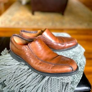 Clarks unstructured leather loafers